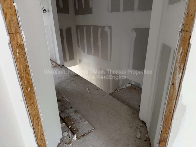 Building Photo - 1203 Fern St
