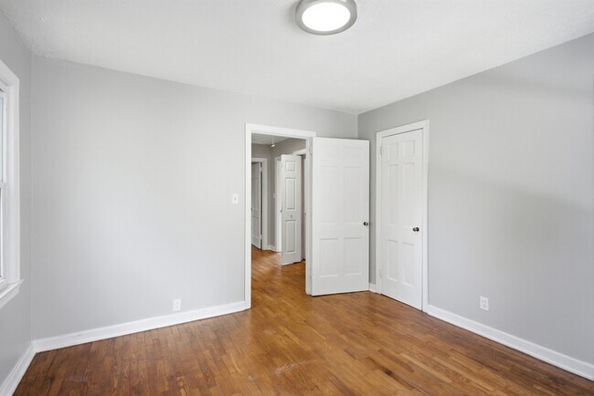 Building Photo - 2706 Jefferson Ave