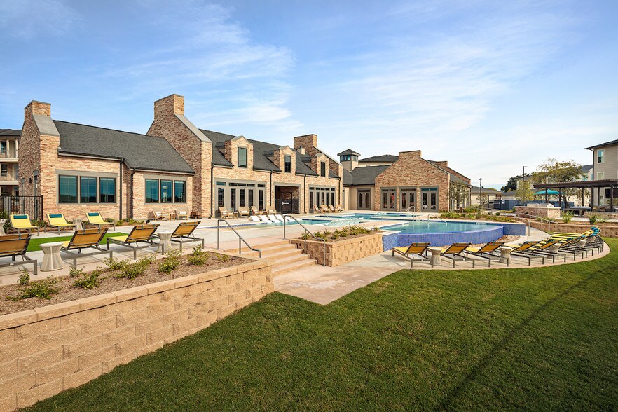 The Salado at Red Berry 902 Gembler Rd San Antonio TX 78219