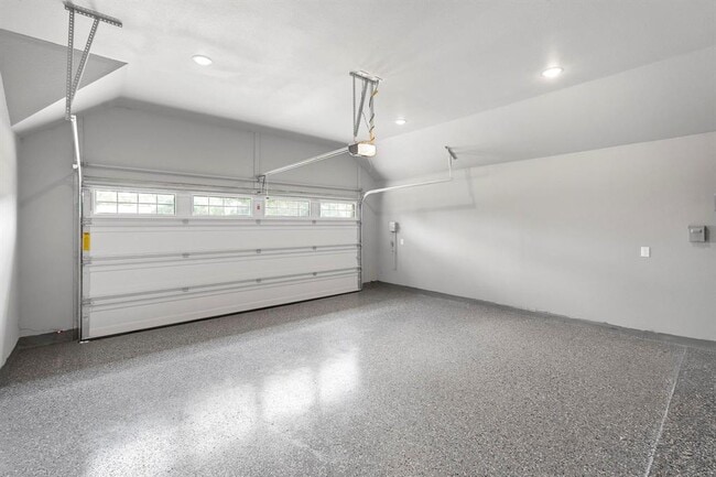 Building Photo - 203 E Salty St