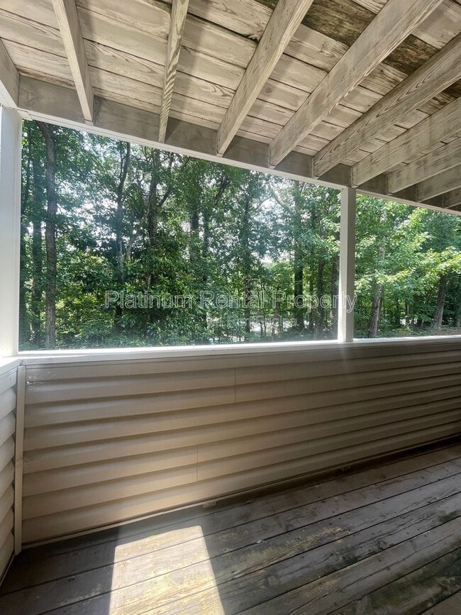 Building Photo - 402 Wynnes Ridge Cir SE
