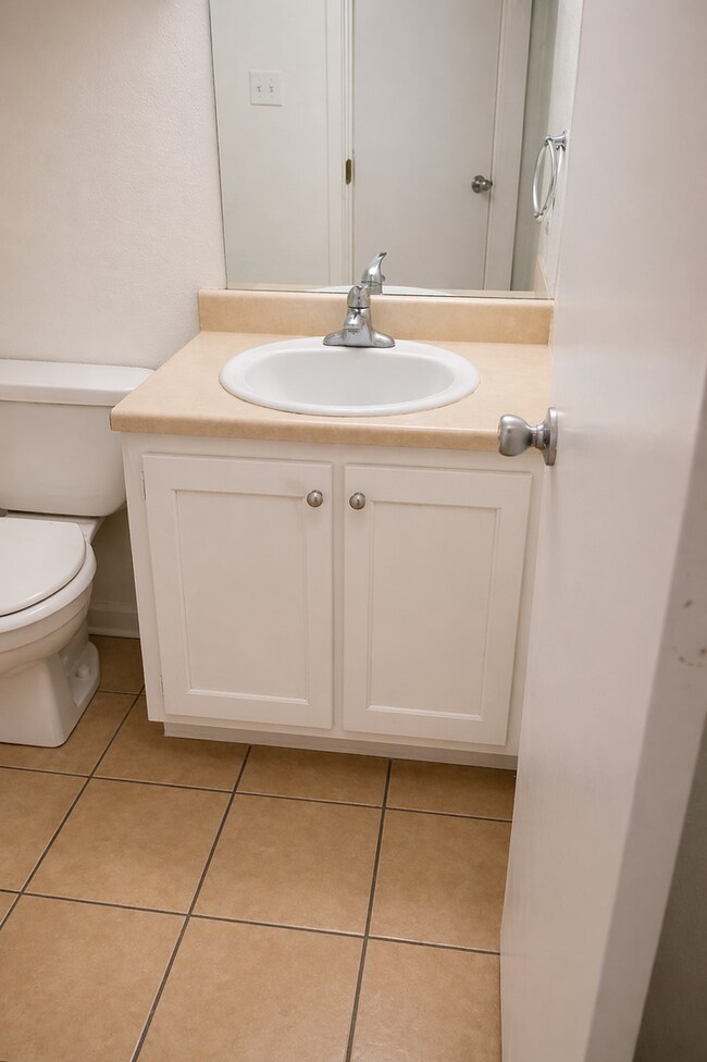 Building Photo - Move In for Just $299 – 1-Bedroom Special at Sundown Apartments!