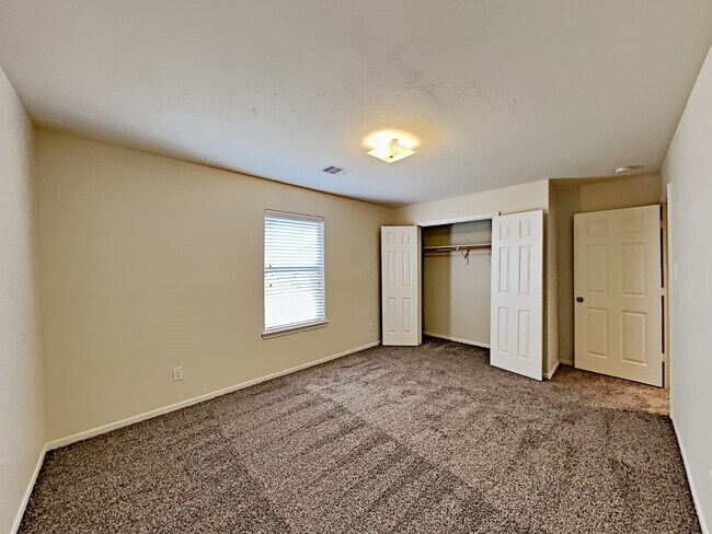 Building Photo - 2411 Lago Mirado Wy