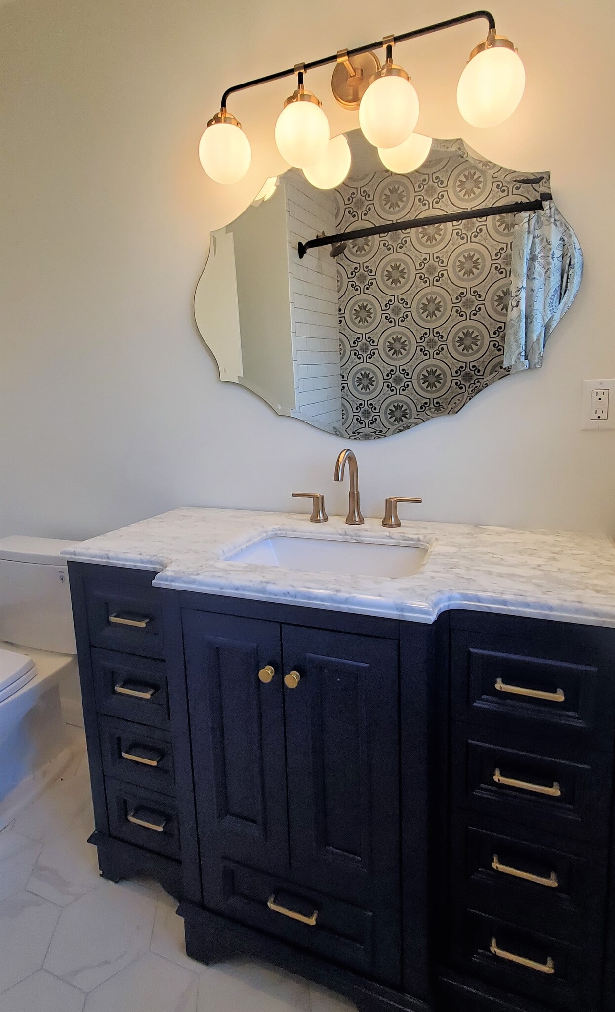 Building Photo - 5303 W 139th St