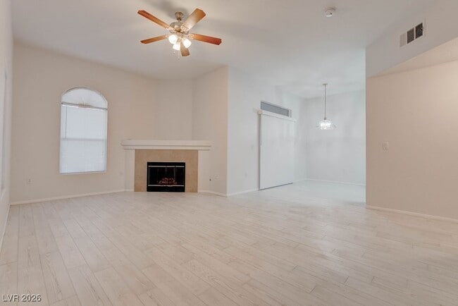 Building Photo - 700 Carnegie St