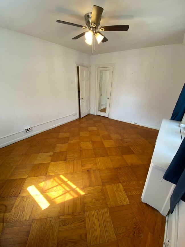 Building Photo - 148 Stoneway Ln