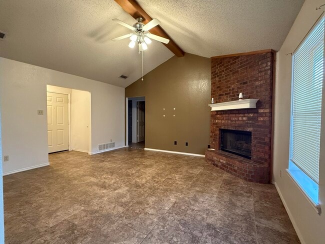 Building Photo - 9717 Blandon Ave