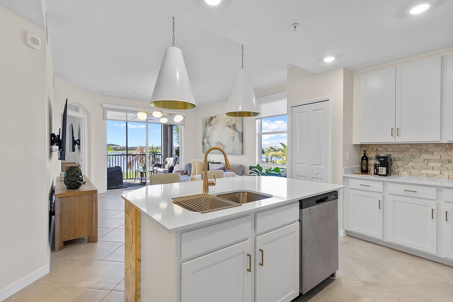 Building Photo - 5583 Double Eagle Cir