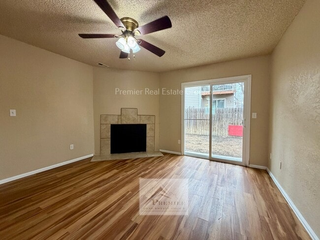 Building Photo - 1160 Mazatlan Cir