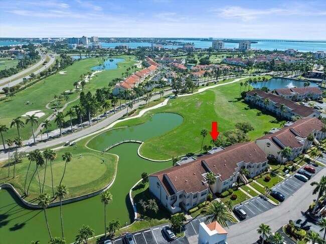 Building Photo - 5900 Bahia Del Mar Cir N