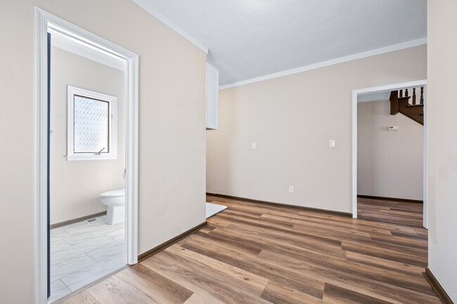 Building Photo - 1015 Cabell St