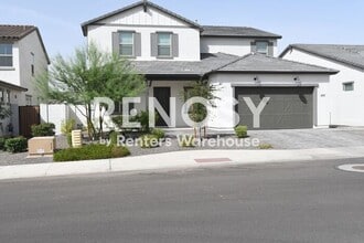 Building Photo - Almost New 4 Br+Den+Loft 3.5 Ba 3 Cg in Sienna Hills Next to Verrado in Buckeye
