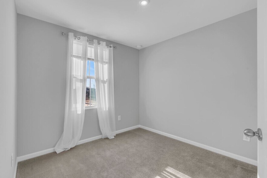 Building Photo - 1 L Wendowski St