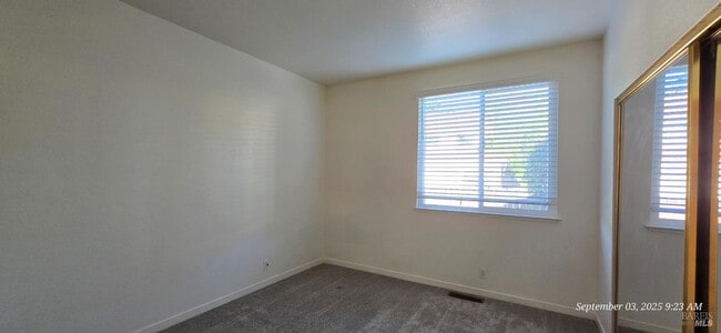 Building Photo - 3288 Ascot Ct