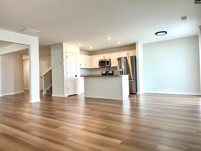 Building Photo - 401 Eclipse Ln