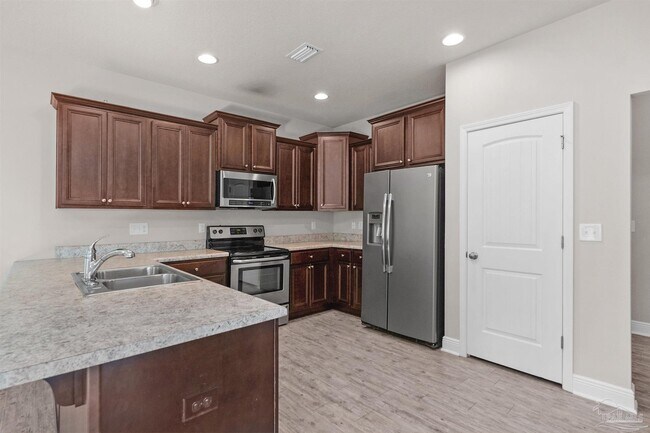 Building Photo - 8645 Bucklebury Dr