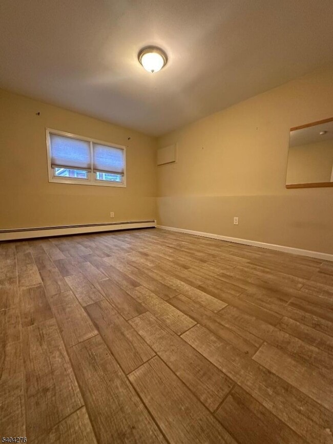 Building Photo - 14 Orchard St