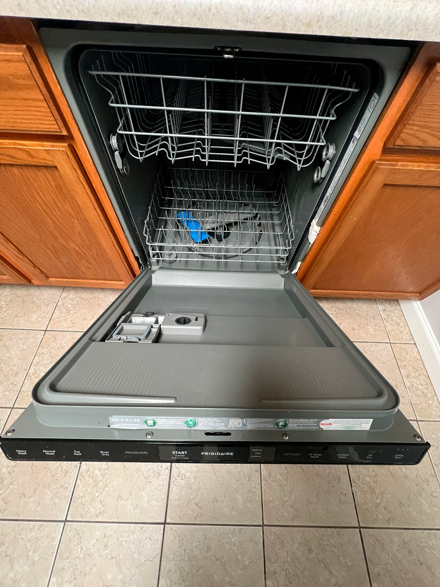 Building Photo - 561 Hampton Way