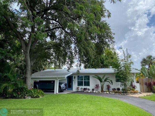 Primary Photo - 1751 SW 32nd Ct