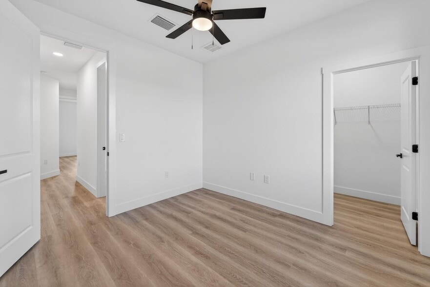 Building Photo - 14115 Ingraham Blvd