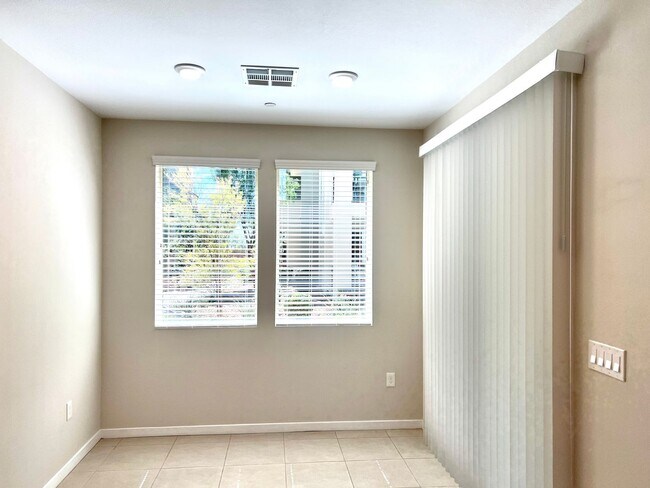 Building Photo - AFFINITY - SUMMERLIN West