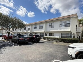 Building Photo - 2566 Coral Springs Dr