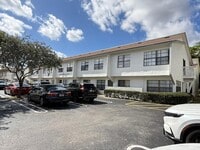 Building Photo - 2566 Coral Springs Dr