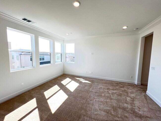 Building Photo - 11023 Mont Blanc Drive