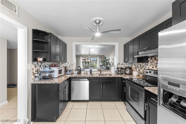 Building Photo - 1358 Derbyshire Ct