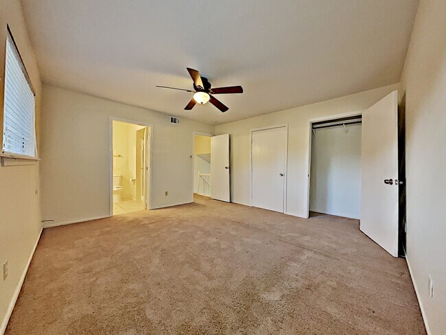 Building Photo - 18007 Autumn Trails Ln