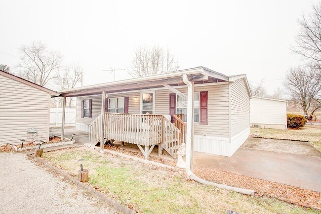 Building Photo - 121 Monticello Pl