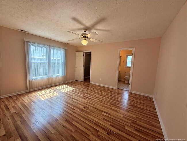 Building Photo - 7229 Tollhouse Dr
