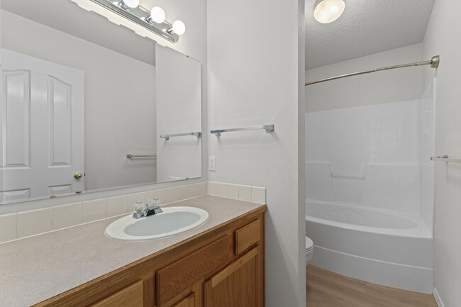 Building Photo - 3589 N Chatterton Way