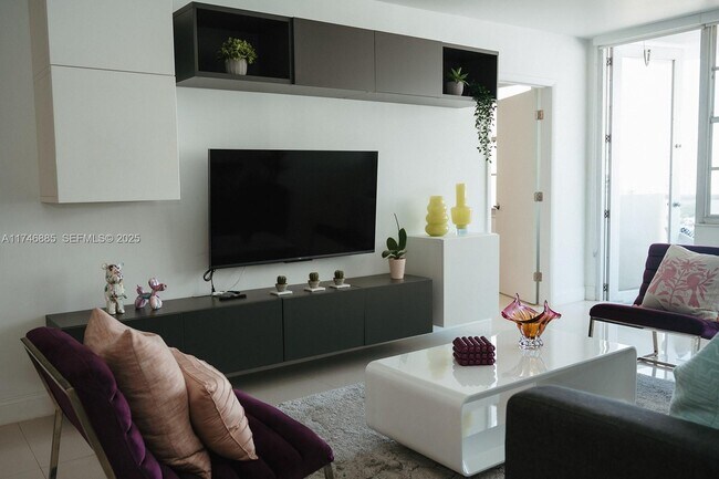 Building Photo - 3725 S Ocean Dr