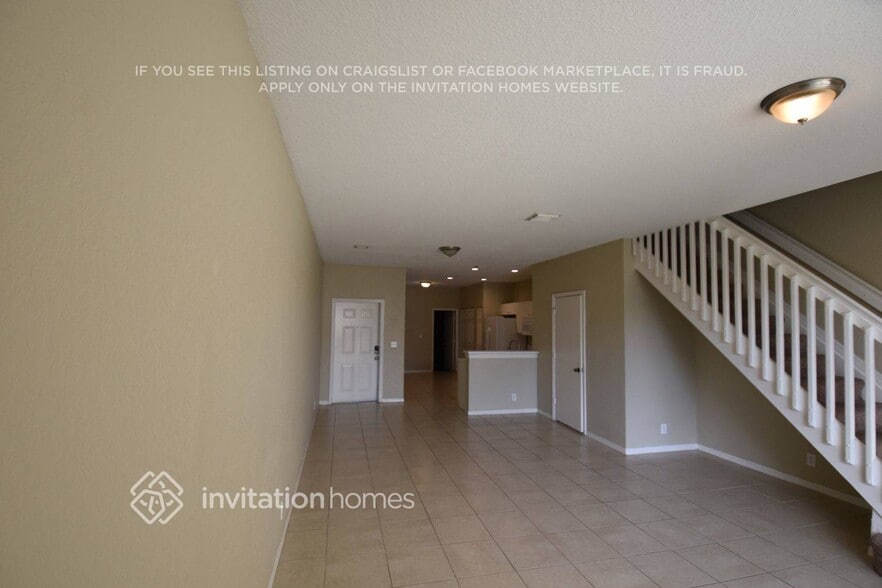 Building Photo - 2500 Cordoba Bend