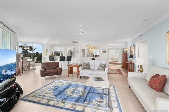 Building Photo - 8600 S Ocean Dr