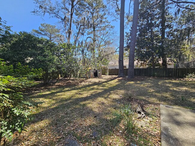 Building Photo - 1112 Cobb Rd