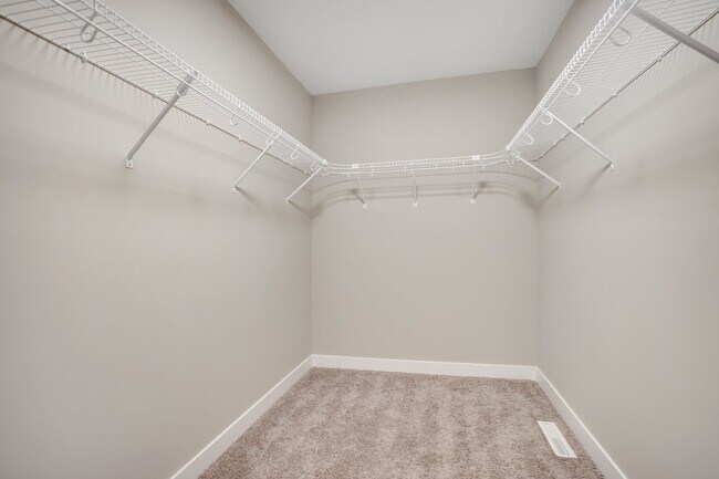 Building Photo - Available 07/01! New Build 4 bed 3 Bath in Hopkins!