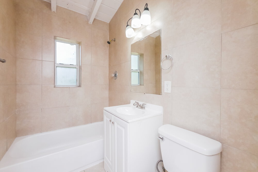 Building Photo - 1616 NW 16th St