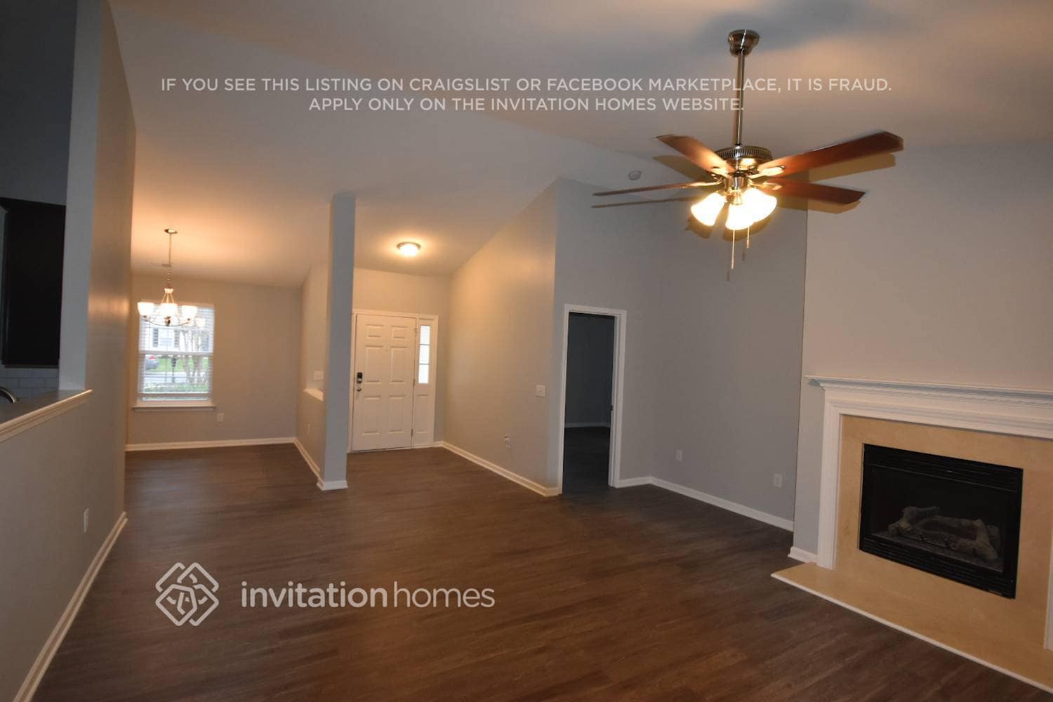 Building Photo - 3932 Edgeview Dr