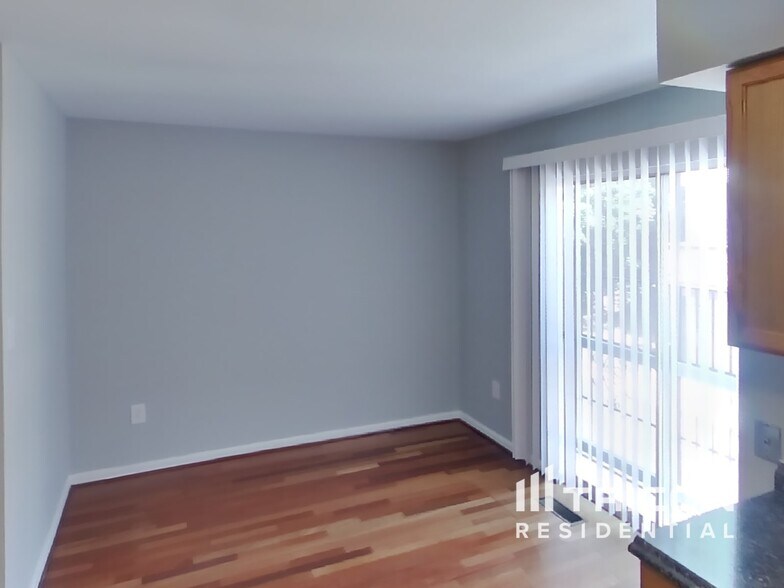 Building Photo - 6502 Fable Ct
