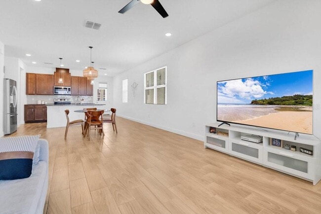Building Photo - 3280 Canna Lily Pl