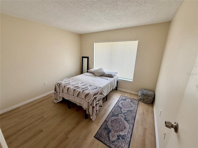 Building Photo - 2612 Hidden Lake Dr N