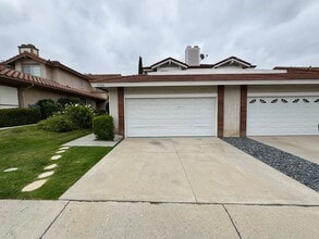 Building Photo - Agoura Hills Gem with Private Yard & HOA Pool