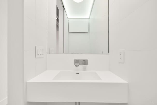 Building Photo - 1515 14th St NW