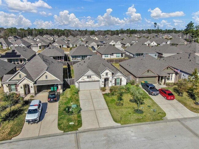 Building Photo - 3217 Climbing Gardens Ct