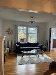 Building Photo - 264 E Boston St