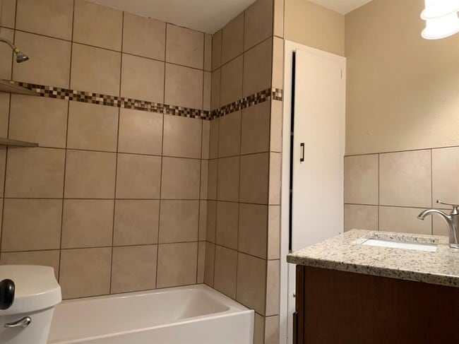 Building Photo - 2115 29th St