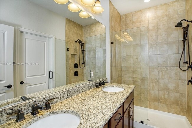 Building Photo - 5060 Eucalyptus Dr