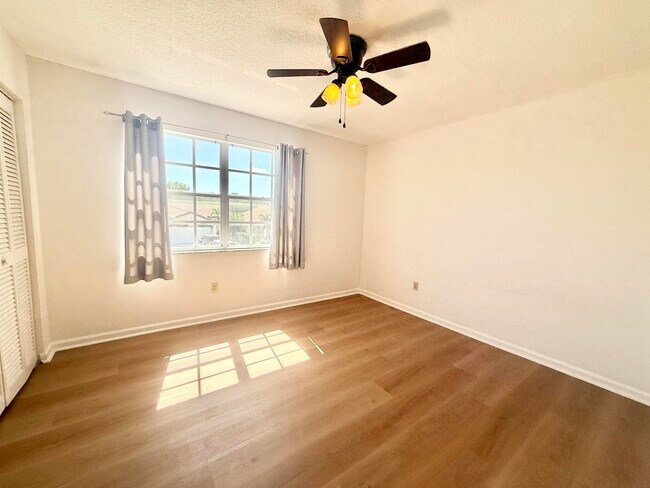 Building Photo - 10579 Pebble Cove Ln